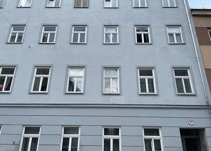 Peaceful Apartment For 4