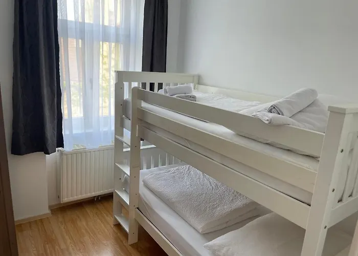 Peaceful Apartment For 4
